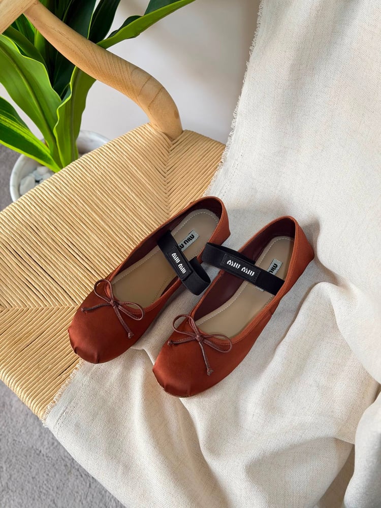باليرينا ميو ميو Miu Miu