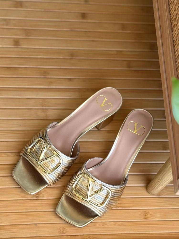 سليبر فالنتينو Valentino