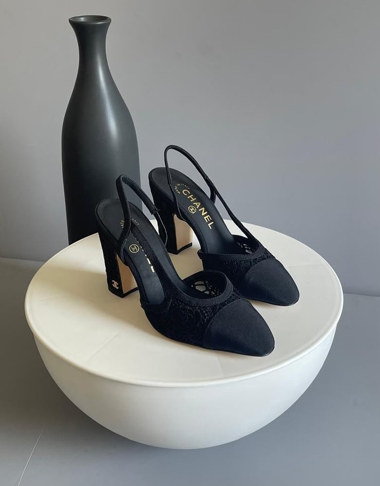 كعب شانيل Chanel Heels