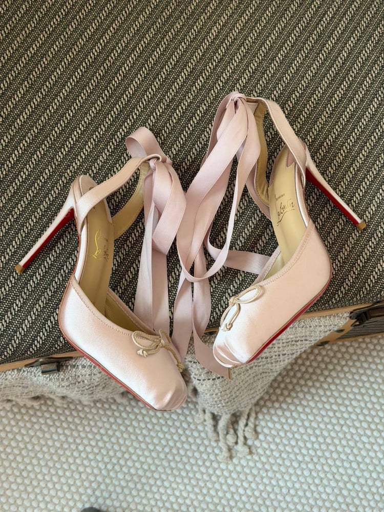 باليرينا لوبوتان برباط ستان CHRISTIAN LOUBOUTIN