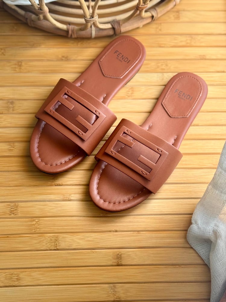سليبر فندي Fendi