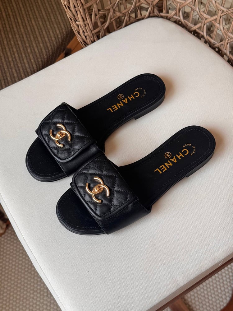 سليبر شانيل Chanel