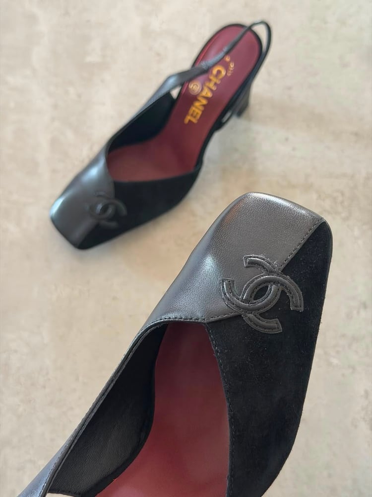 كعب شانيل CHANEL