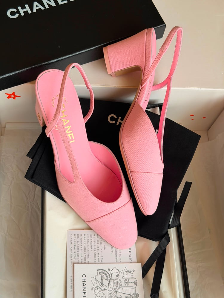 حذاء كعب شانيل Chanel