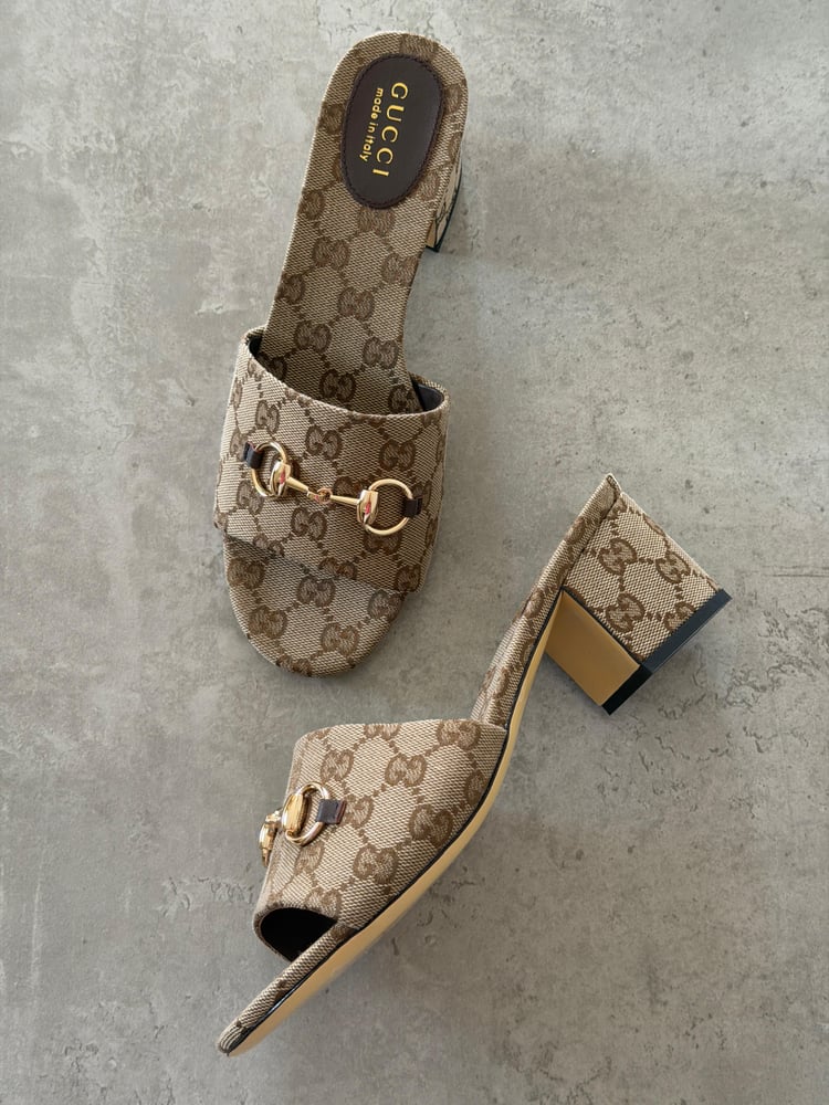 كعب غوتشي GUCCI ميول