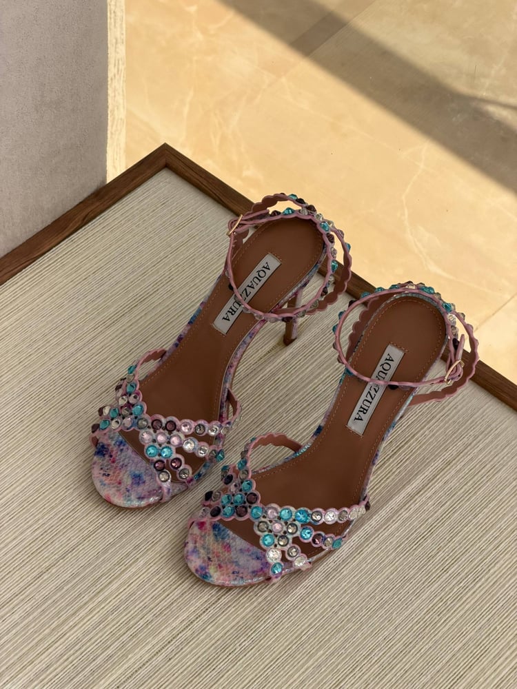 كعب أكوازورا كريستالات ملونة AQUAZZURA