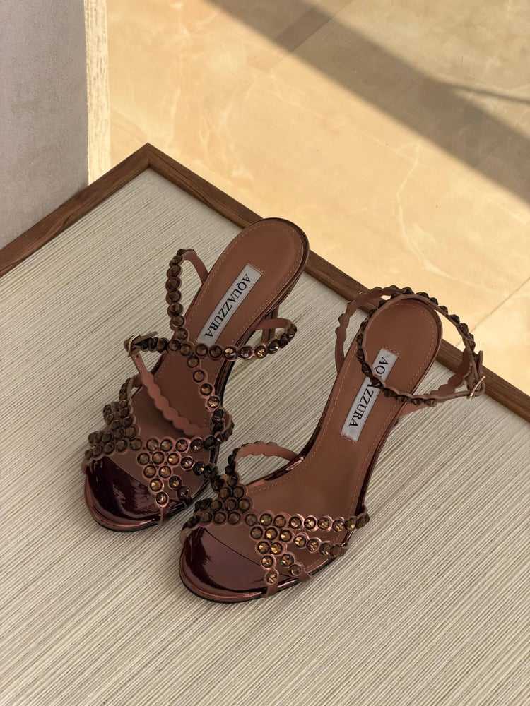 كعب أكوازورا كريستالات ملونة AQUAZZURA