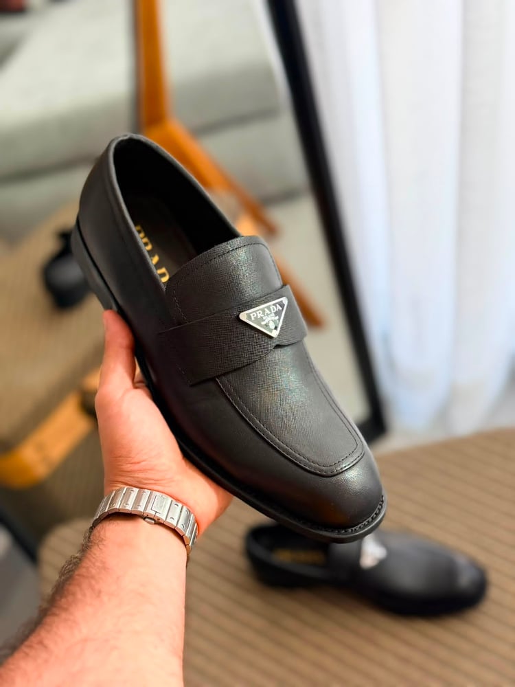 حذاء رجالي برادا PRADA Loafers