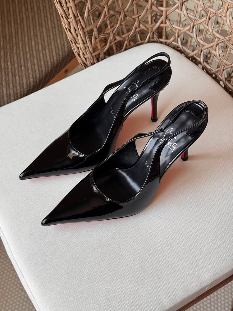كعب كريستيان لوبوتان Christian Louboutin