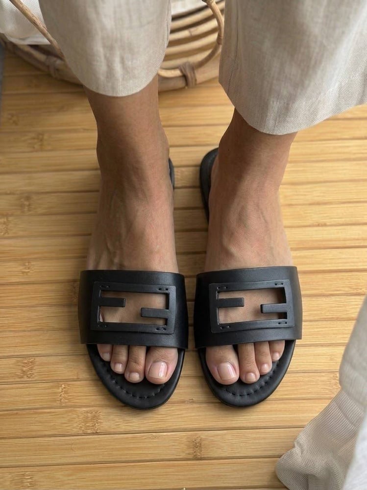 سليبر فندي Fendi