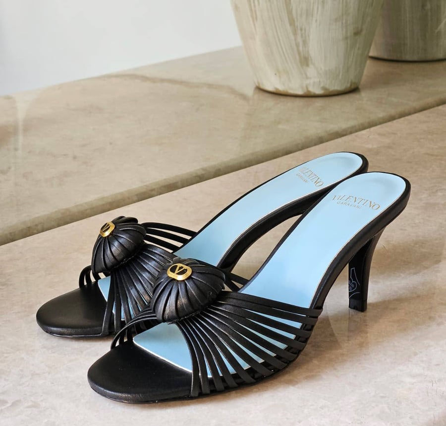 كعب فالنتينو Valentino