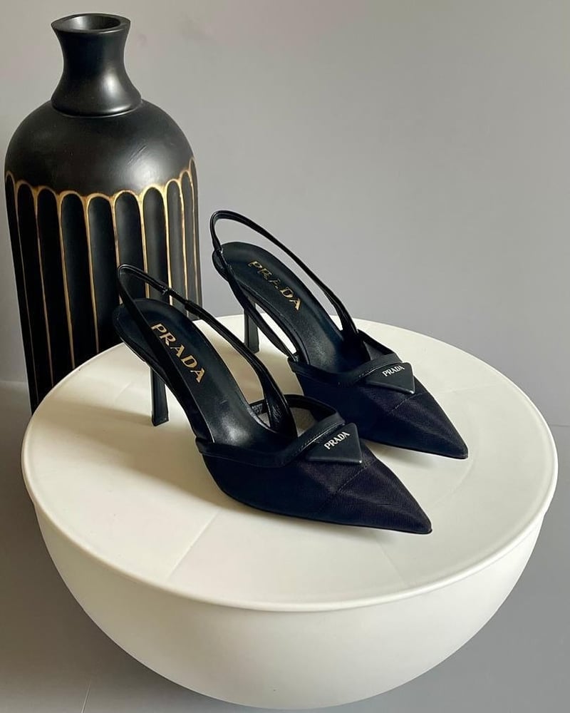 كعب نسائي برادا Prada