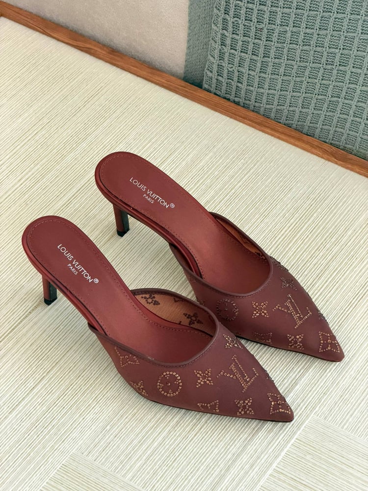كعب لويس فيتون Louis Vuitton