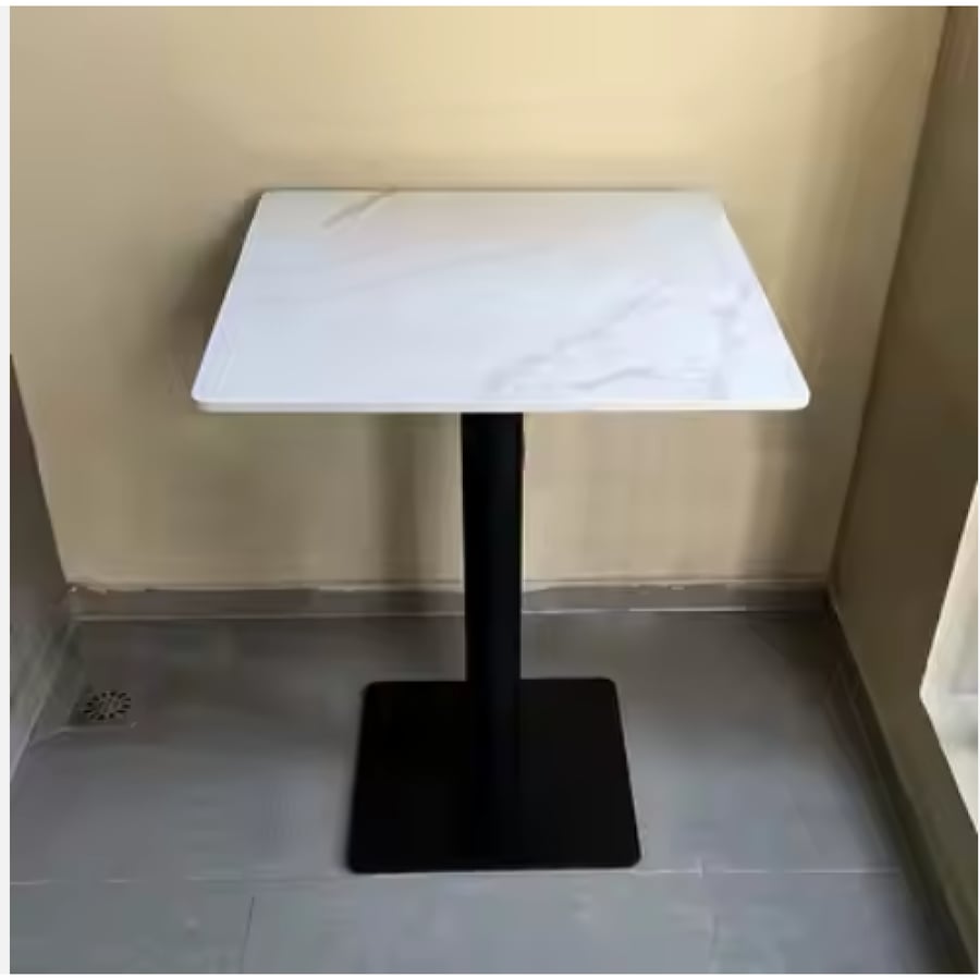 طاولة  برسلين  70*70