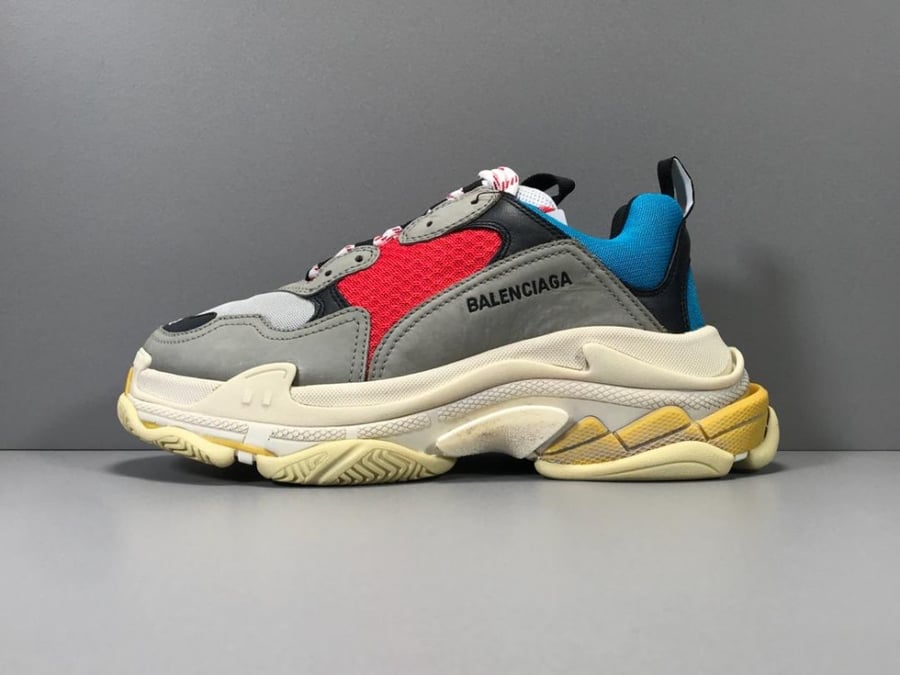 balenciaga triple s multicolor