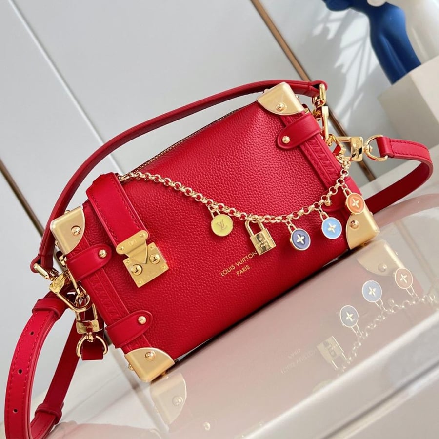 Louis Vuitton size 19 cm