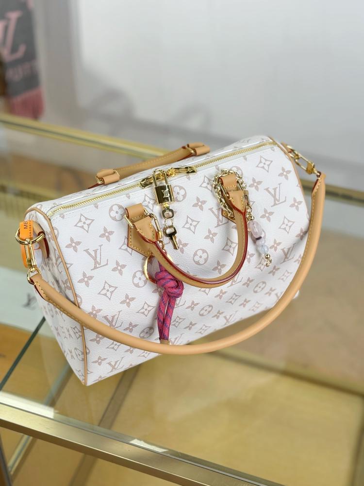 لوي فيتون مقاس 30/21 cm