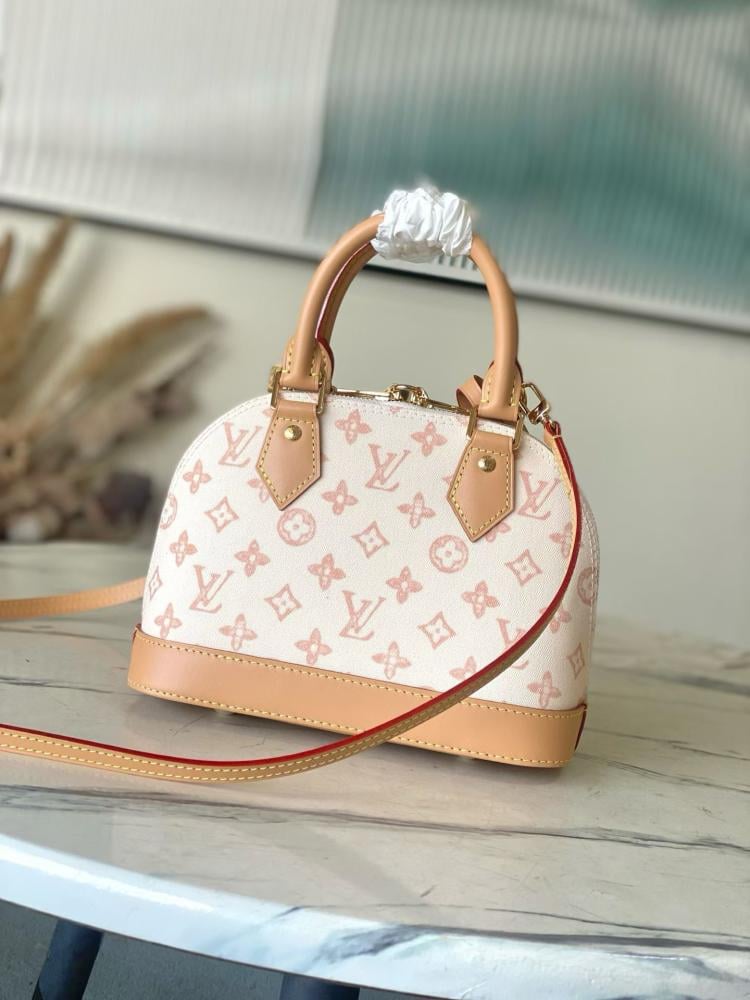 Louis Vuitton size 23.5 cm