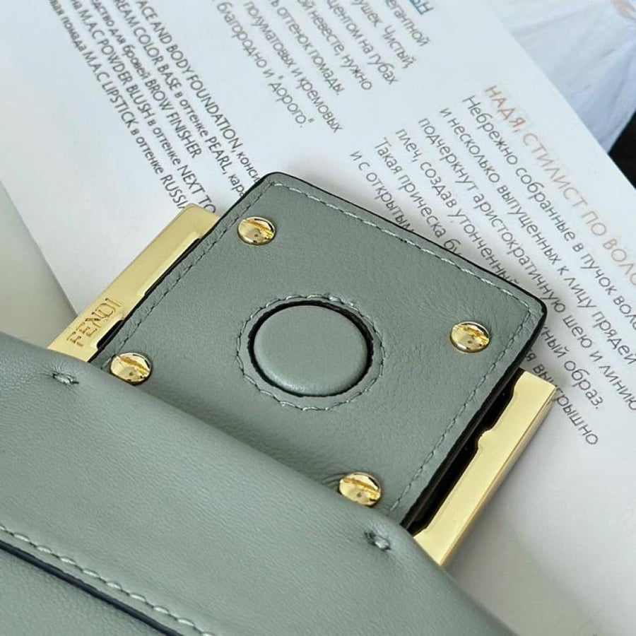 Fendi 32 cm size