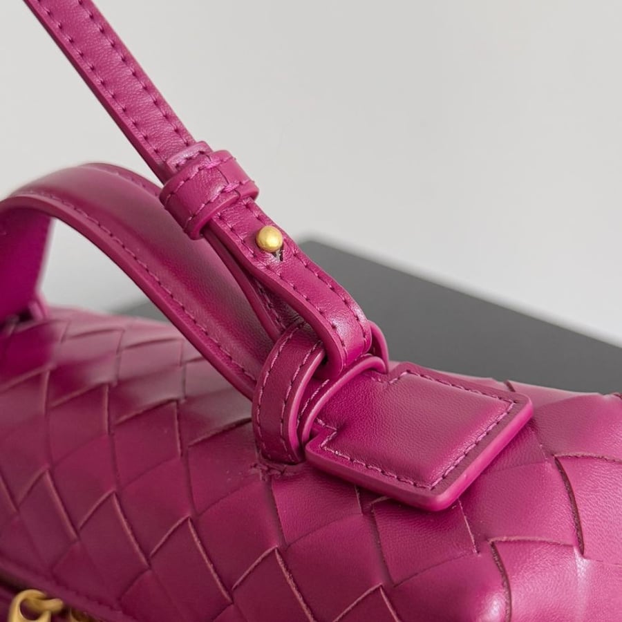 بوتيغا مقاس 22 cm