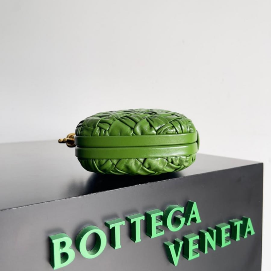 Bottega size 20.5 cm