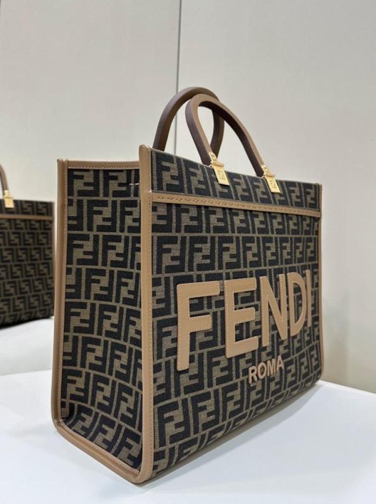 Fendi size 36 cm