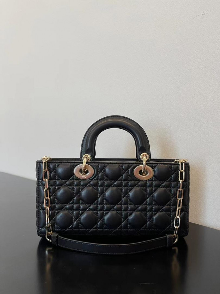 Lady De Joy size 26 cm