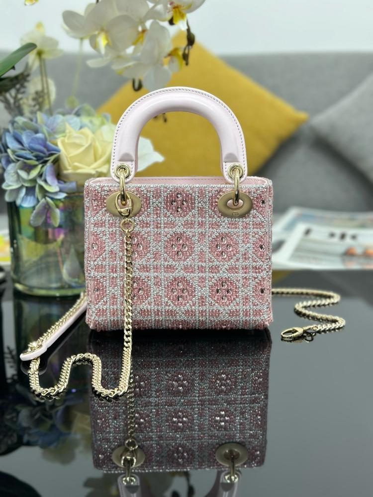 Lady Dior size 17 cm