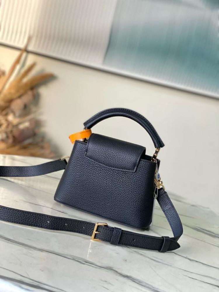 Louis Vuitton size 21 cm