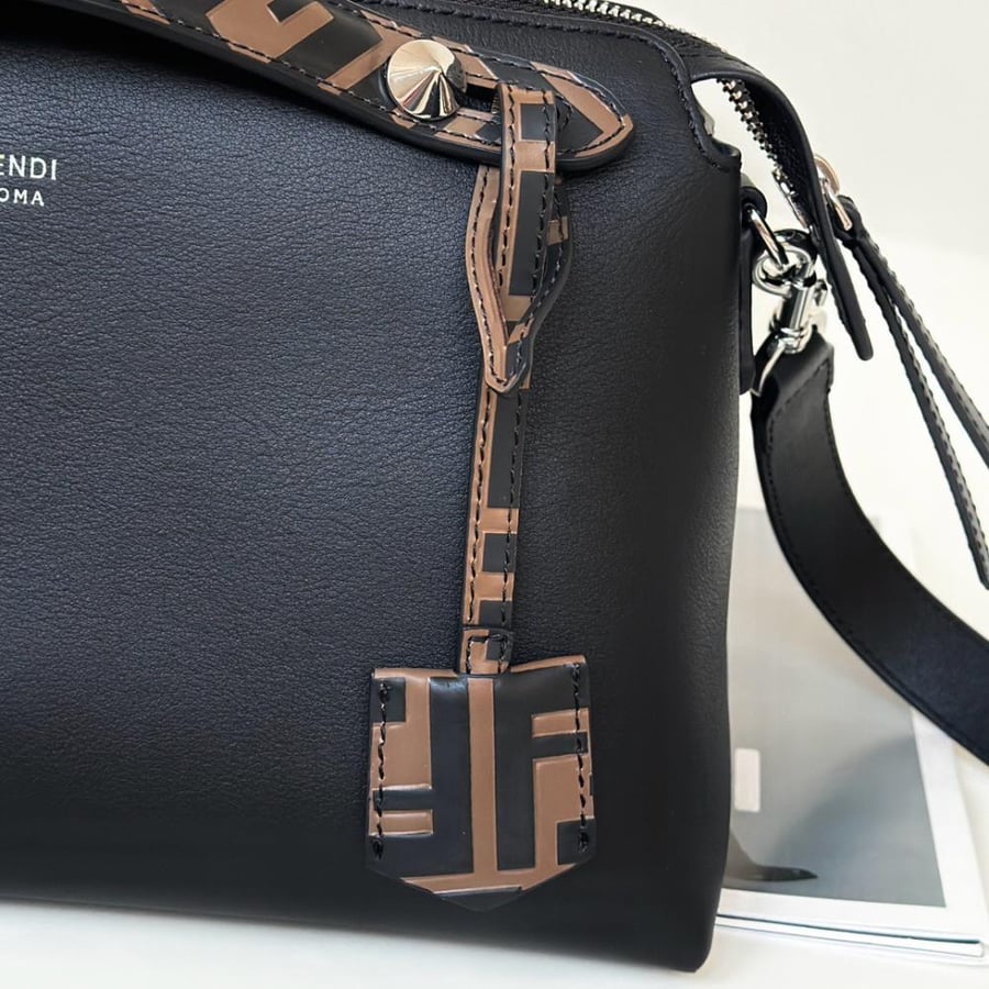 فندي مقاس 28 cm