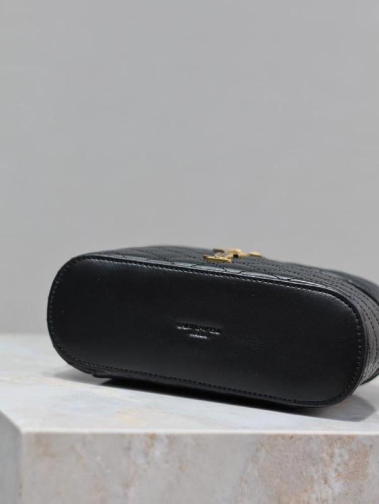 Saint Laurent size 18 cm
