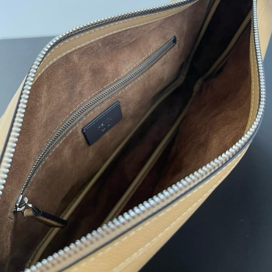 فندي مقاس 34.5 cm