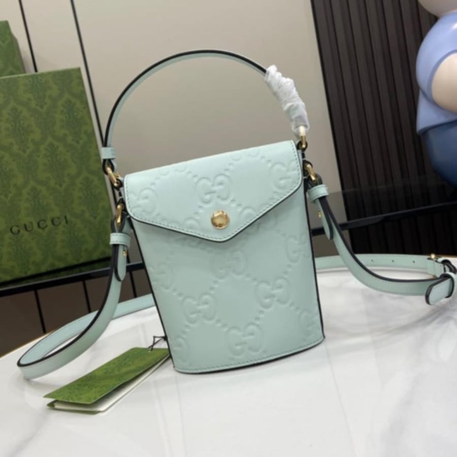 Gucci size 15.5 cm