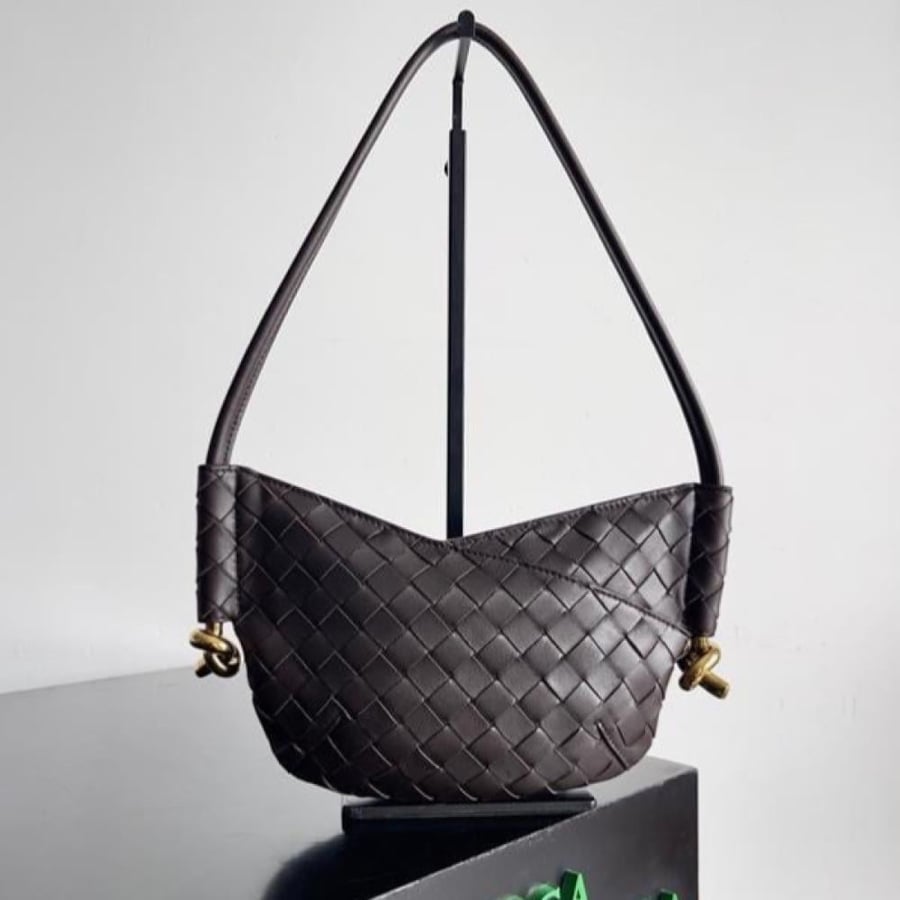 Bottega size 28 cm