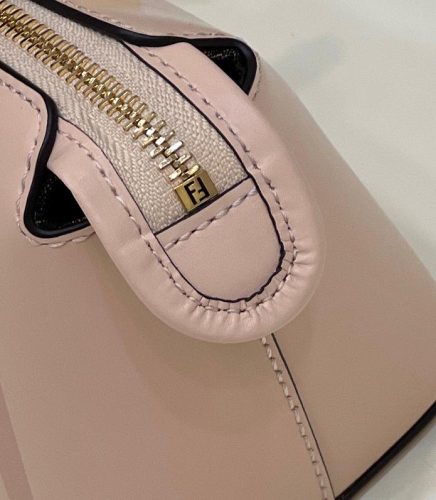 فندي مقاس 20 cm