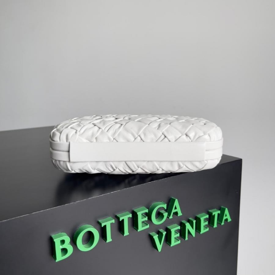 Bottega size 20.5 cm