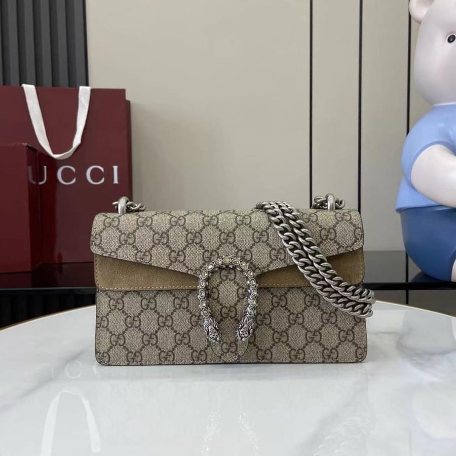 Gucci 25 cm size