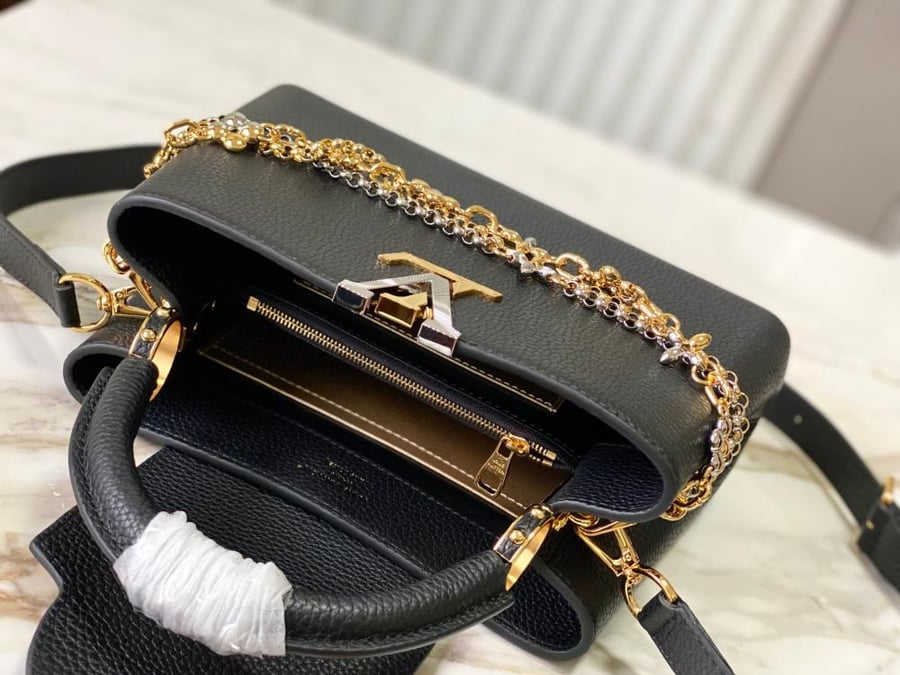 Louis Vuitton size 27 cm