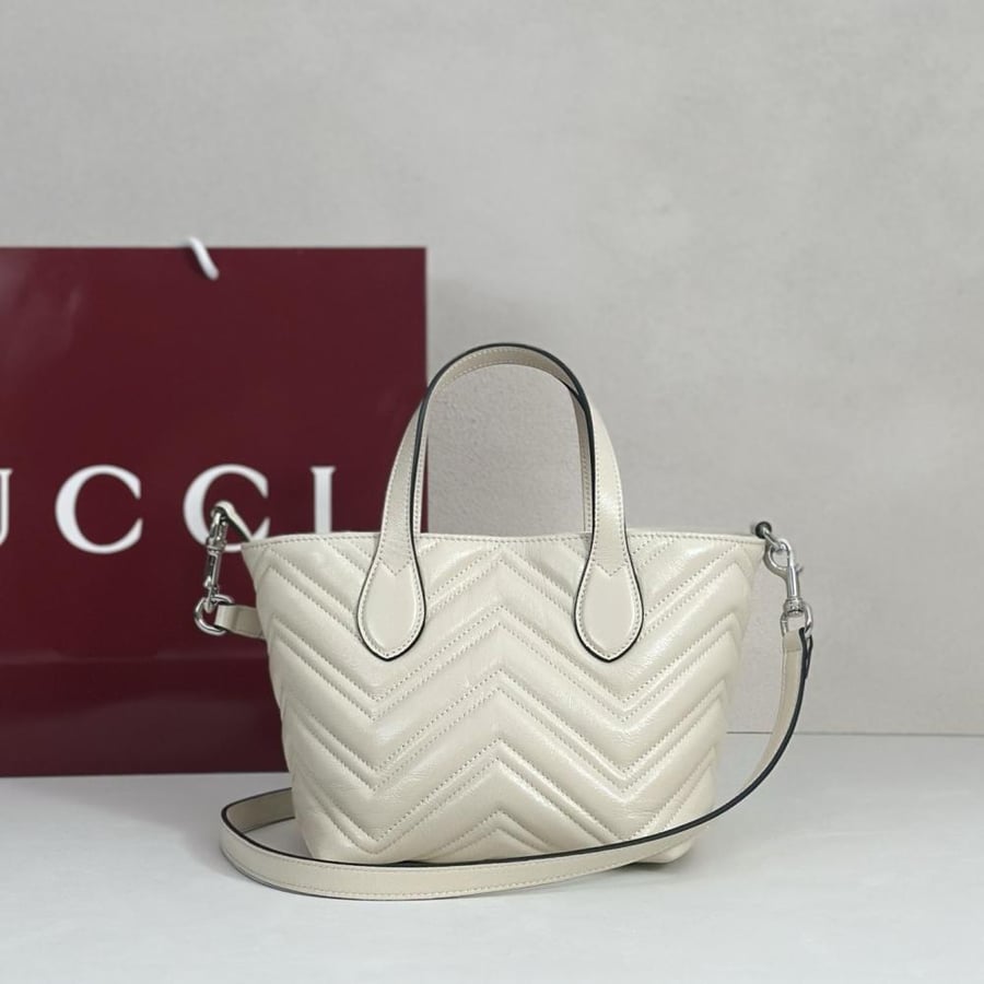 Gucci 17 cm size