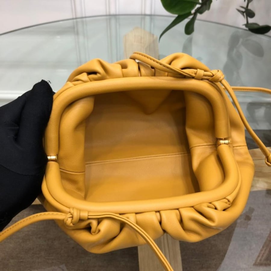 Bag size 22 cm