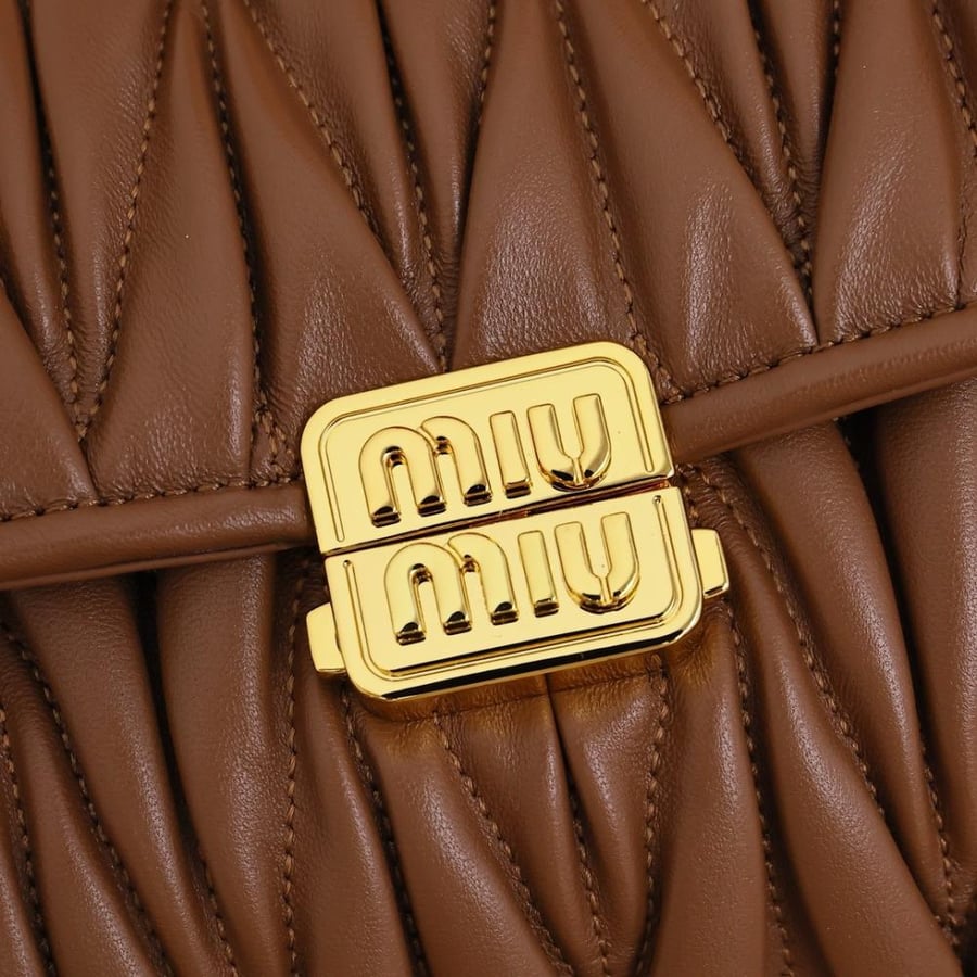 Miu Miu size 24 cm