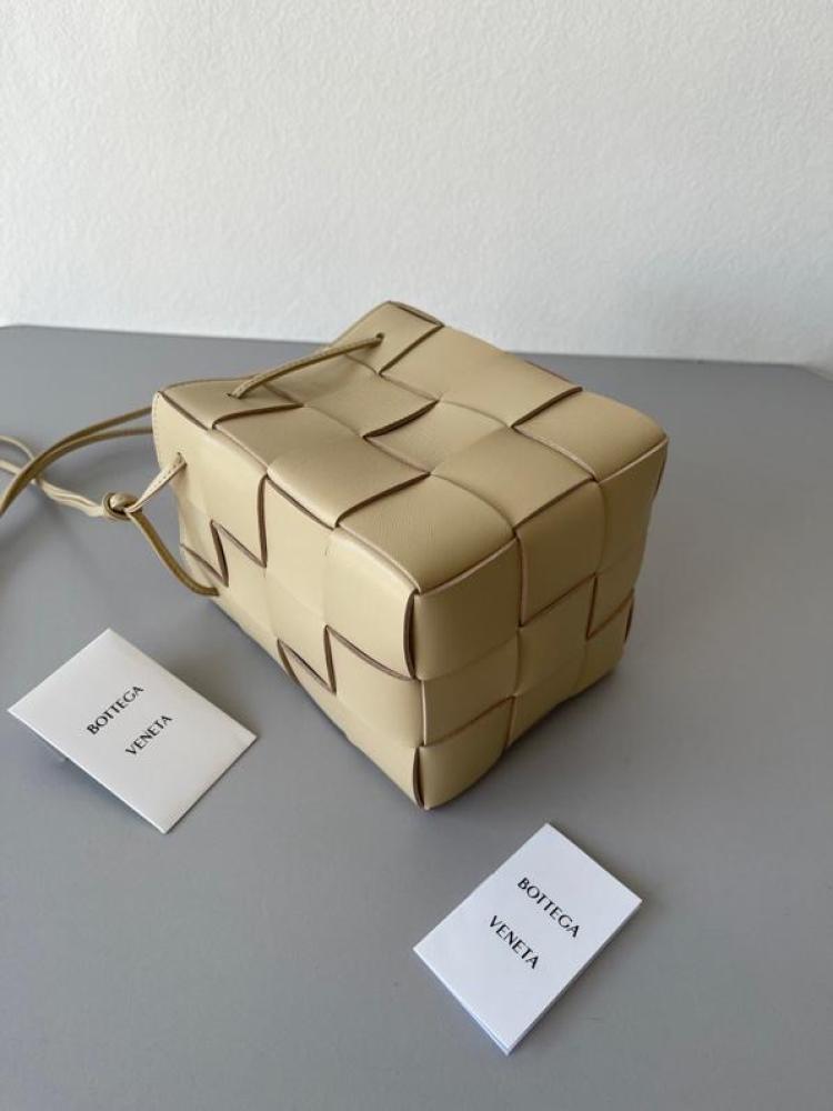 بوتيغا مقاس 18 cm