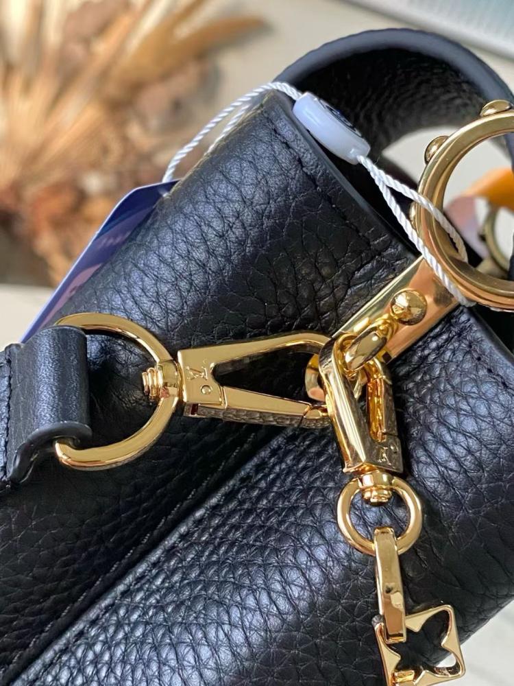 Louis Vuitton size 21 cm