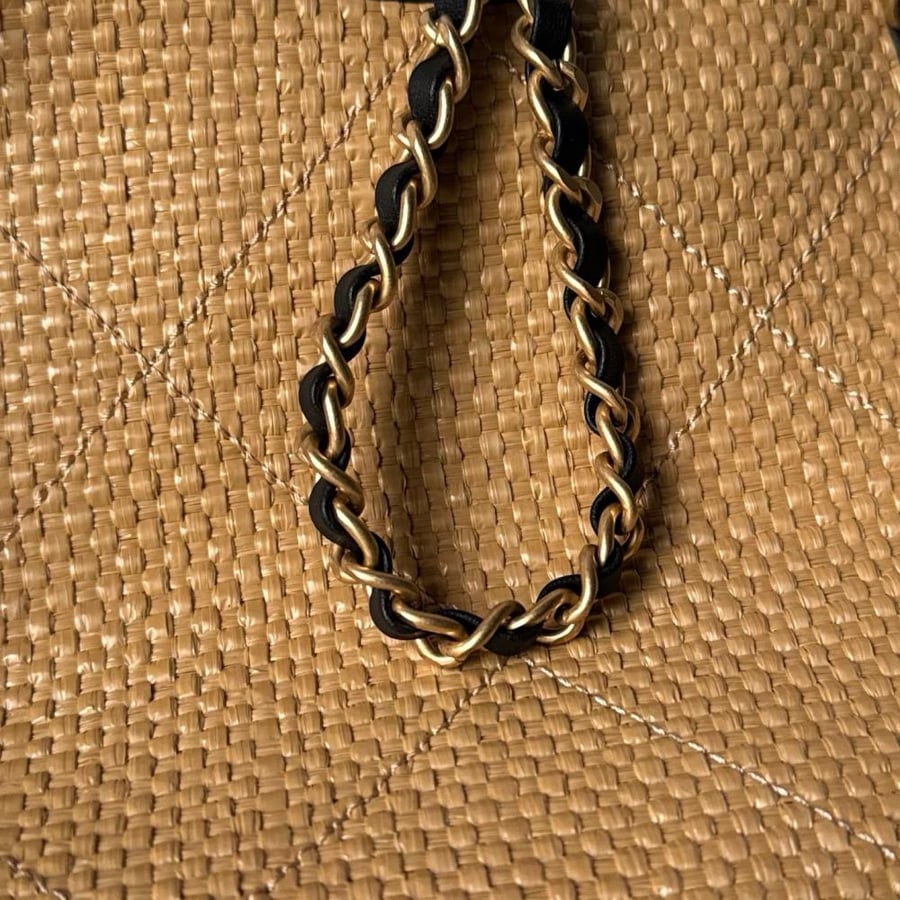 شانيل مقاس 28/20 cm