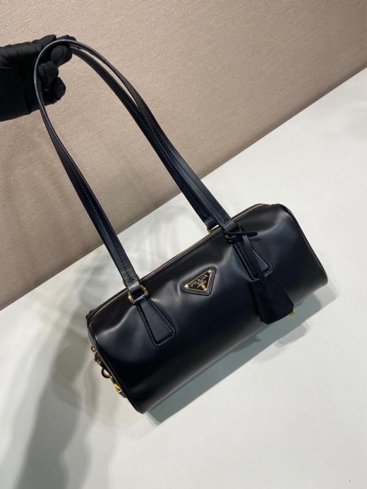 Prada size 29 cm