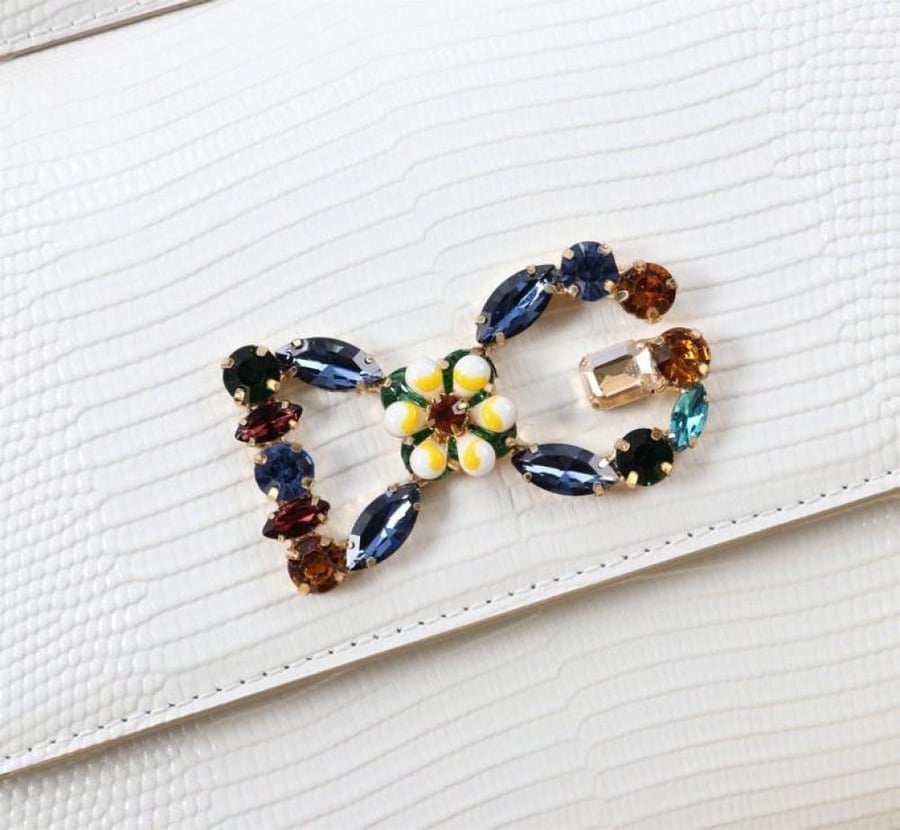 Dolce & Gabbana 20 cm size