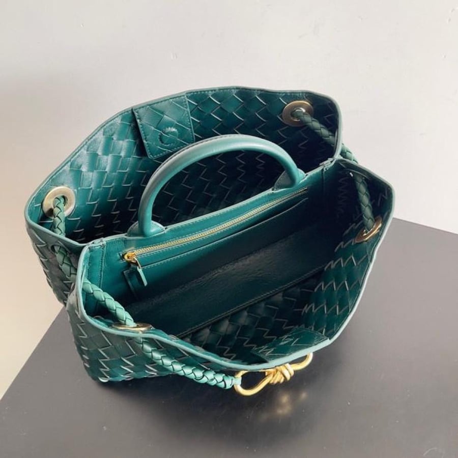 Bag size 29 cm