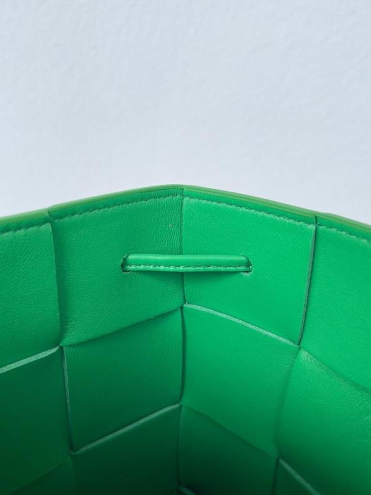 بوتيغا مقاس 18 cm