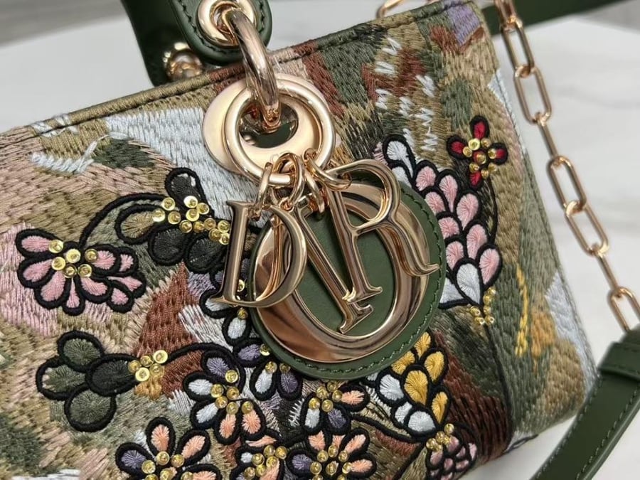 Lady De Joy size 26 cm