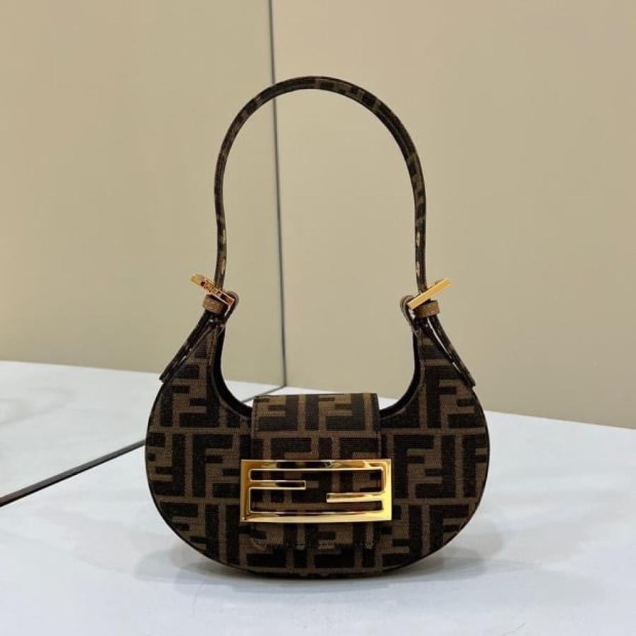 Fendi 19 cm size